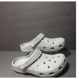 CROCS Classic Clogs Unisex Size Women 7/ Men 5